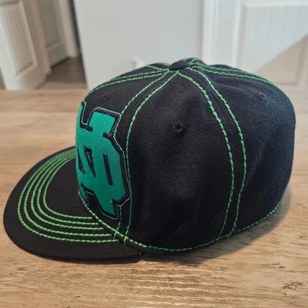 Vintage Notre Dame Fitted Hat Cap 7 3/8 Green Wool 90s Fighting Irish Flat Bill